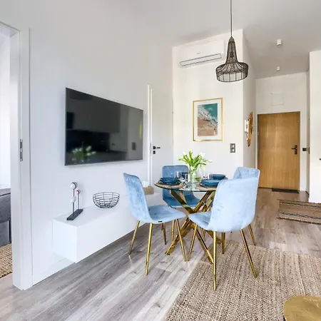 Hevenia, Sun & Snow Apartment