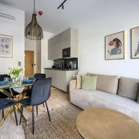 Hevenia, Sun & Snow Apartment Treptower Deep